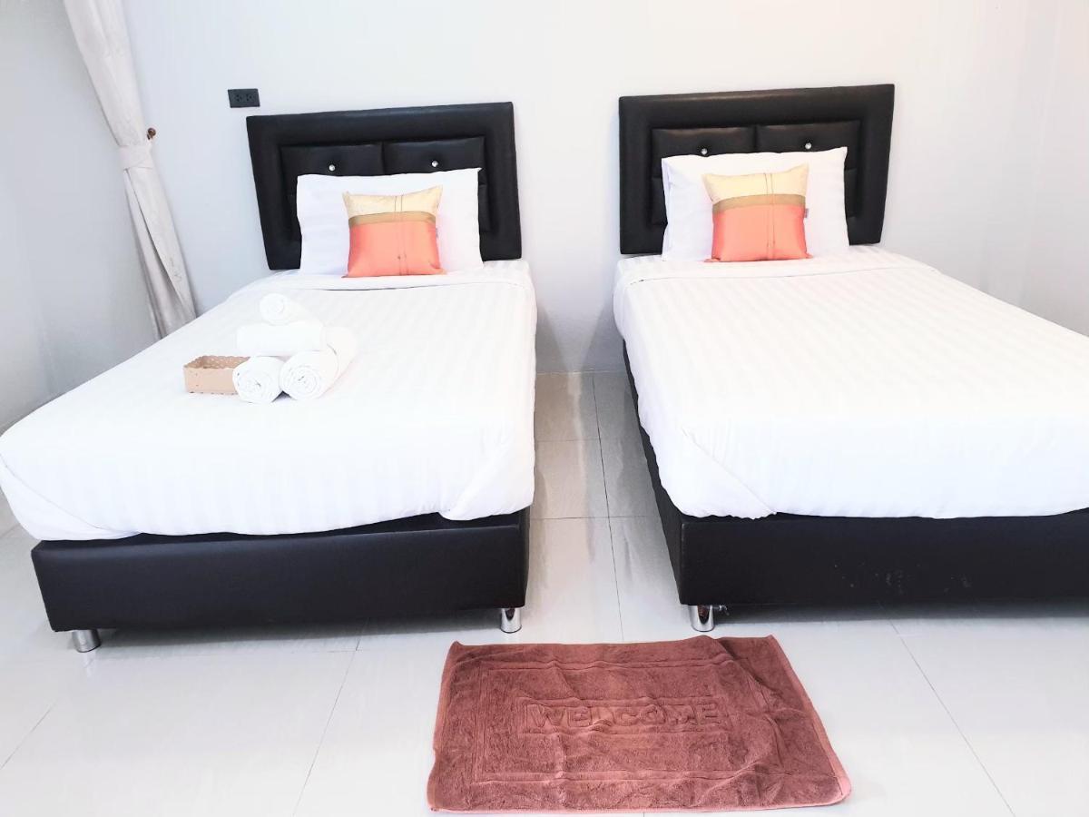 Chadaporn Mae Chaem Hotel Екстер'єр фото