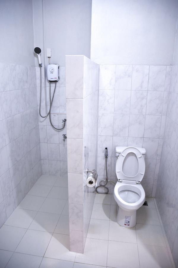 Chadaporn Mae Chaem Hotel Екстер'єр фото